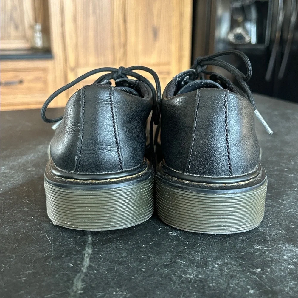 Dr. Martens 1461 J Black Leather Shoes‎ Oxfords youth kids Unisex Size 2